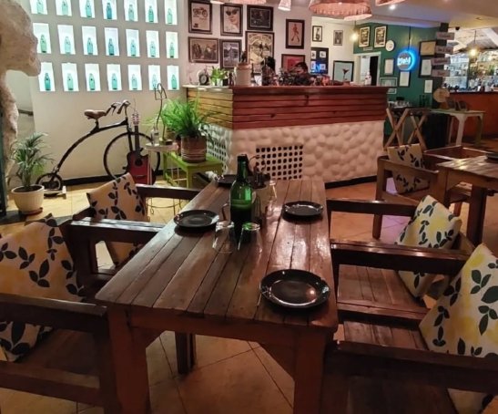 Moki’s Rooftop Restro Bar